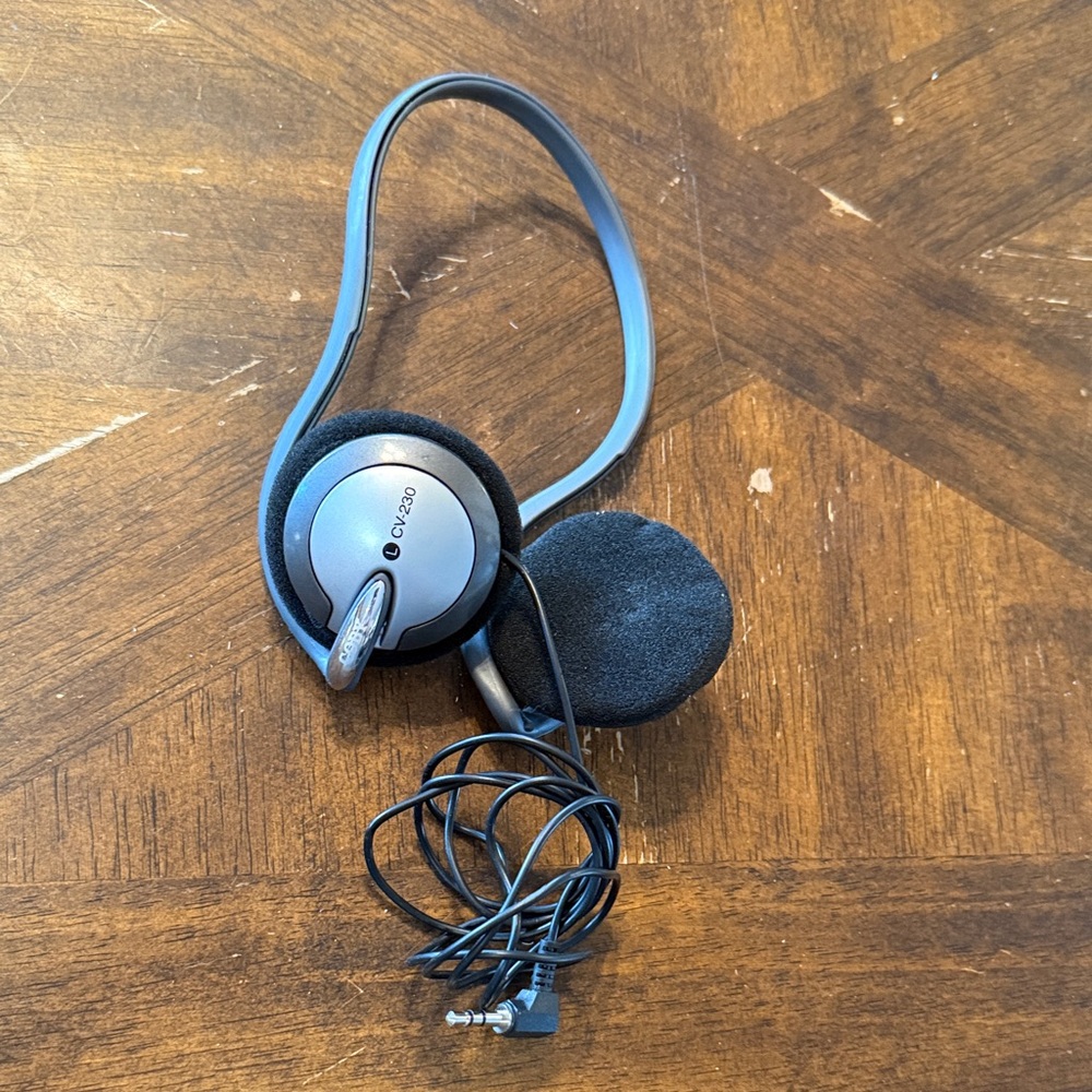 Coby CV-230 Over-Ear Wired Headphones in good used condition